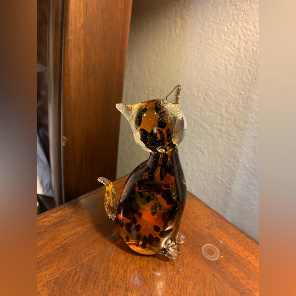 Cat by Fifth Avenue Crystal Amber Leopard Print Heavy Art Glass Style PreOwned